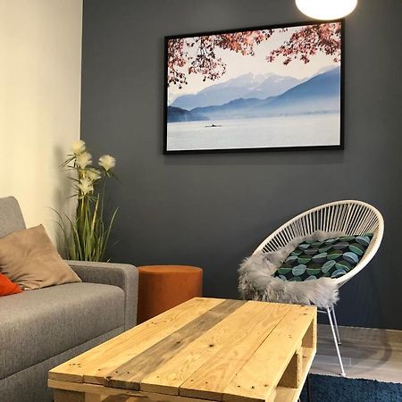Modern Apartment 1Room Canal Terrace Lake 400M Анси Екстериор снимка