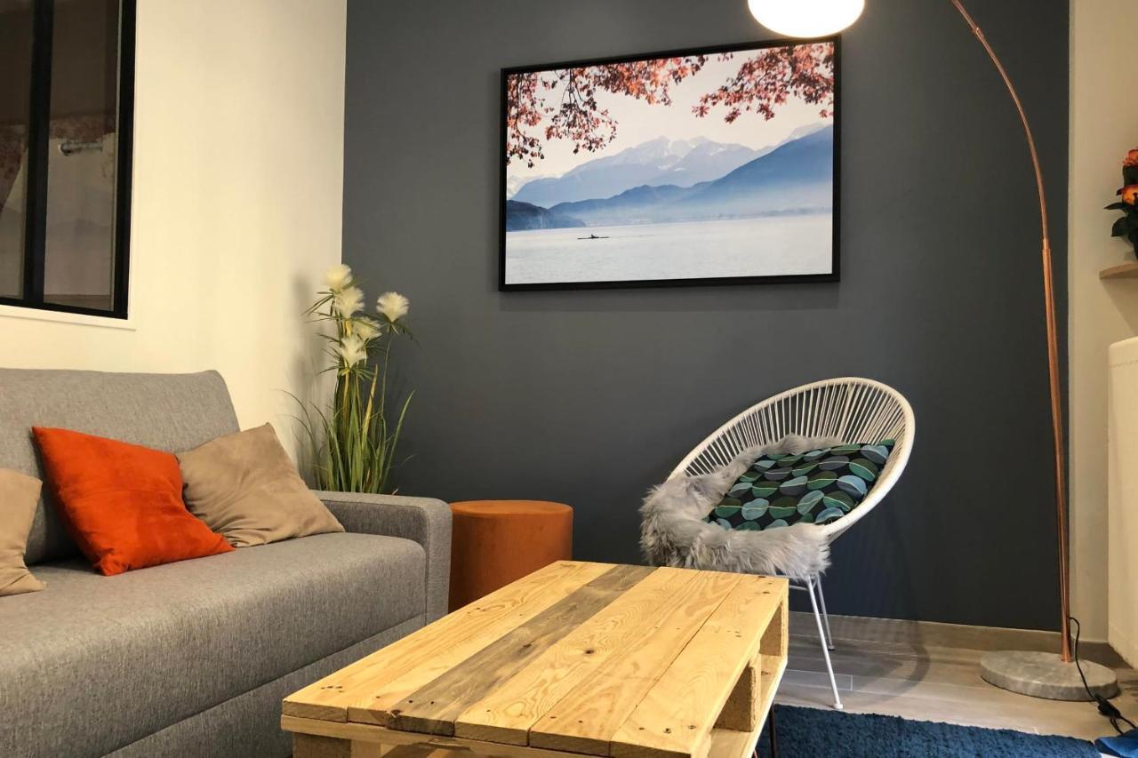 Modern Apartment 1Room Canal Terrace Lake 400M Анси Екстериор снимка